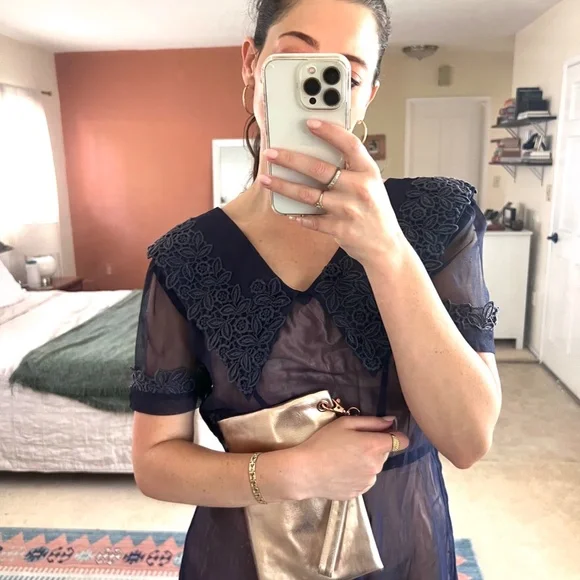 Sheer 1940s dream midi dress 🤩 - Picture 3 of 9